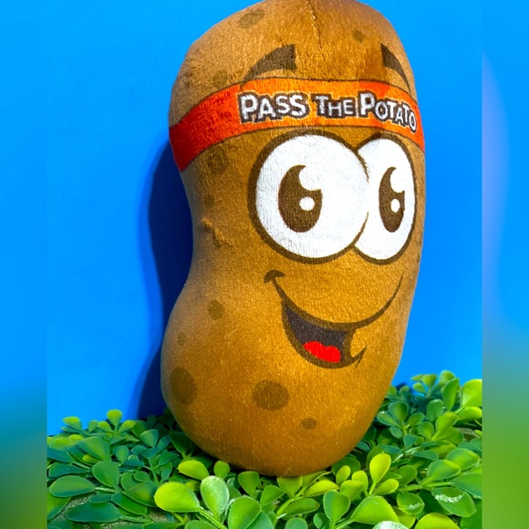 PASS THE POTATO GAME MOVE 2 PLAY POTATO PLUSH WORKS! FUN GAME - Picture 4 of 6